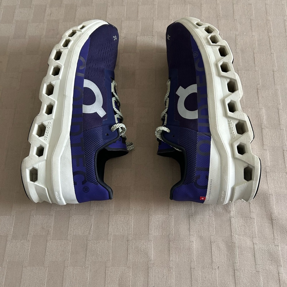 On Running Cloudmonster Cloudtec Running Sneakers… - image 7